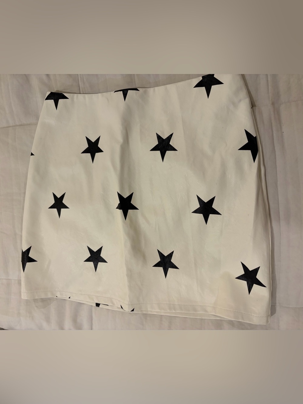 Le Lis White Star Print Mini Skirt